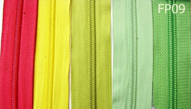 Fermoar - FP09/FERMOAR METRAJ NR 5 /PLASTIC-Nr 5-mm---VERDE INTENS-----